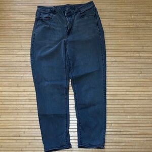 American Eagle Mom Jeans